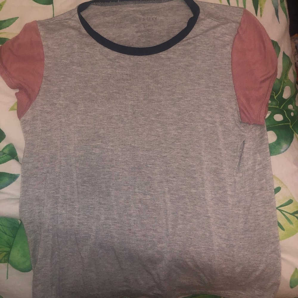 Soft t-shirt, grey shirt, teen clothes, teen tops,
